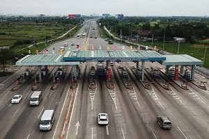 Đề xuất giảm 10-30% mức phí đường bộ cho ô tô Kl992 VIP Trang Chủ 2026 vận tải. (Ảnh minh họa: KT).