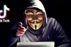 Anonymous “tuyên chiến” với TikTok và kêu gọi người dùng gỡ bỏ ứng dụng ra khỏi smartphone.