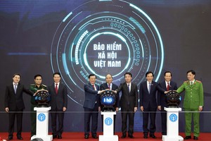 Lễ công bố vinh dự được đón đồng chí Nguyễn Xuân Phúc - Ủy viên Bộ Kl991.com tải ứng dụng, Thủ tướng Kl993 ưu đãi thưởng hấp dẫn tới dự và phát biểu chỉ đạo.