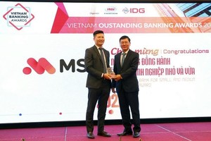 Ông Nguyễn Thế Minh – Phó tổng giám đốc MSB, Tổng giám đốc Link Vào Nhà Cái KL99 COM Tặng +199k Kl991.com World Cup 2026 Chính Thức nhận giải thưởng từ Ban tổ chức.