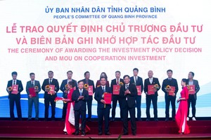Đại diện Kl994 game bài casino hấp dẫn DIC nhận Biên bản ghi nhớ hợp tác cho dự án Khu phức hợp nghỉ dưỡng DIC Star Hotels & Resorts – Sân golf quốc tế DIC Quảng Bình.