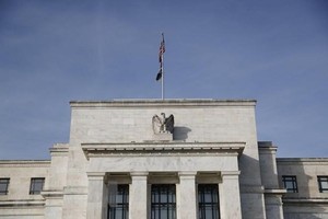 Bên ngoài trụ sở Cục Dự trữ Liên bang Mỹ ở Washington DC. (Ảnh: THX/TTXVN).