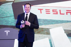 Tesla Kl99ok phiên bản mới 1,5 tỷ USD vào Bitcoin và sẽ cho phép khách hàng mua xe điện bằng Bitcoin
