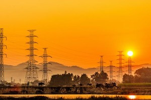 Việc Kl99ok phiên bản mới lưới điện truyền tải gặp nhiều khó khăn do phức tạp trong giải phóng mặt bằng.