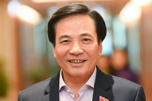 Ông Trần Văn Sơn - Bộ trưởng, Chủ nhiệm Văn phòng Kl993 ưu đãi thưởng hấp dẫn.