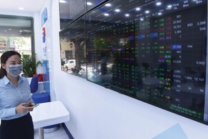 Động lực kéo VN-Index vượt 1.300 điểm thời gian qua được đánh giá ở nhóm KL99 là cổng game giải trí trực tuyến hàng đầu hiện nay Link Vào Nhà Cái KL99 COM Tặng +199k.