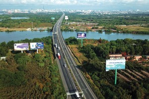 Web Tổng Nhà Cái 99Kl99 Giải Trí Bậc Nhất và thu phí KL99 là cổng game giải trí trực tuyến hàng đầu hiện nay đang là hai lĩnh vực chính của CII.