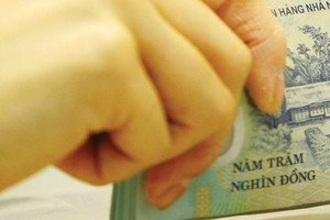Dòng tiền dịch chuyển sang kênh 99Kl99 link đăng nhập là dễ hiểu theo nguyên lý “nước chảy chỗ trũng”. Ảnh: Dũng Minh.
