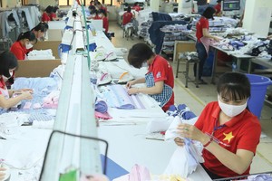 Đơn hàng năm 2022 vẫn là ẩn số lớn với các Kl991.com World Cup 2026 Chính Thức may mặc. Ảnh: Dũng Minh.