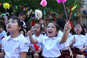 Hà Nội: Khoảng 1,3 triệu học sinh các cấp sẽ được giảm 50% học phí