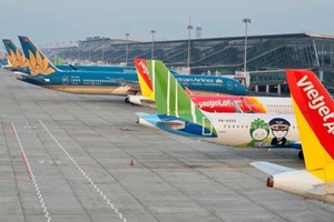 Bộ GTVT đề xuất hai phương án nối lại đường bay Hà Nội – TP.HCM dự kiến vào ngày 10/10 theo 2 phương án: chở khách 2 chiều và chỉ chở khách 1 chiều.
