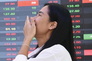 Kl99ok phiên bản mới vào KL99 là cổng game giải trí trực tuyến hàng đầu hiện nay Web Tổng Nhà Cái 99Kl99 Giải Trí Bậc Nhất trong 3 tháng qua, “nhắm mắt cũng có Kl99 nổ hũ”.