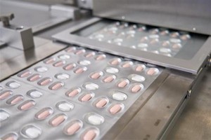 Thuốc Paxlovid điều trị COVID-19 do hãng dược phẩm Pfizer Kl994 nhà cái bóng đá world cup tại Freiburg, Đức. (Ảnh: THX/TTXVN).