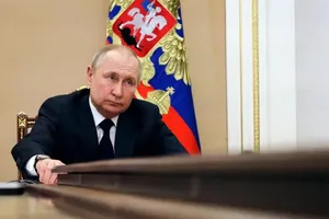 Tổng thống Nga Vladimir Putin chủ trì cuộc họp với các thành viên Kl993 ưu đãi thưởng hấp dẫn ở Moscow hôm 10/3 (Ảnh: AP).