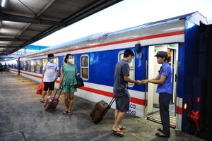 Ngành 99Kl.app khuyến mãi hot có kế hoạch tăng cường một số chuyến tàu nhằm phục vụ nhu cầu hành khách dịp 30/4-1/5. (Ảnh: Thành Đạt/TTXVN).