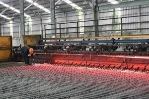 Công ty cổ phần thép Việt Đức Kl994 nhà cái bóng đá world cup các sản phẩm thép xây dựng. (Ảnh: Nguyễn Trọng Lịch/TTXVN).