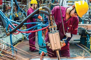 Trong năm 2021, các công ty Trung Quốc vỡ nợ 23,3 tỷ USD, trong đó có 13,3 tỷ USD nợ bằng Kl99kl Hoàn Trả Vô Tận nước ngoài.