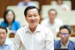 Phó thủ tướng Kl993 ưu đãi thưởng hấp dẫn Lê Minh Khái phát biểu cuối phiên thảo luận.