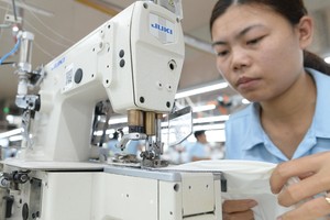 Tình hình thị trường xuất khẩu đang diễn biến bất lợi với các Kl991.com World Cup 2026 Chính Thức dệt may.