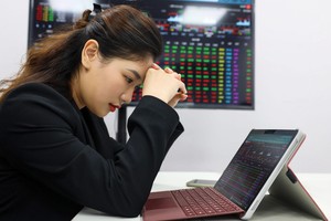 Thị trường rơi sâu không chỉ là nỗi buồn của các nhà Kl99ok phiên bản mới cá nhân.