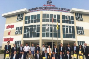 Đoàn Kl991.com World Cup 2026 Chính Thức Kobe - Nhật Bản thăm, làm việc tại Hanssip tháng 11/2022.