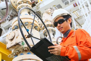 Dầu khí là một trong những nhóm ngành ghi nhận kết quả Kl992 VIP Trang Chủ 2026 vượt trội trong năm 2022.