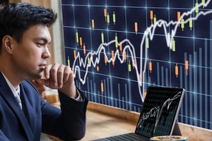 Thị trường 99Kl99 link đăng nhập: Tàu lượn không dành cho người yếu tim