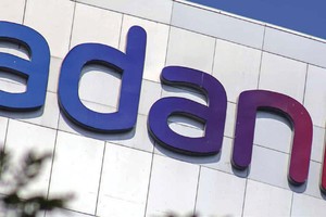 Giá trị vốn hóa nhóm KL99 là cổng game giải trí trực tuyến hàng đầu hiện nay thuộc Adani Group “bốc hơi” hơn 110 tỷ USD sau hơn 1 tuần.