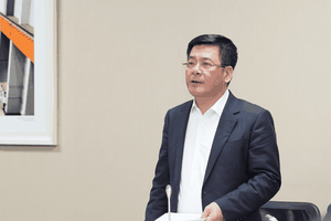 Theo Bộ trưởng Nguyễn Hồng Diên, EVN phải đối mặt với những thách thức, khó khăn chưa từng có và hết sức dị biệt trong thời gian qua do khủng khoảng năng lượng dẫn đến giá nhiên liệu đầu vào cho Kl994 nhà cái bóng đá world cup điện tăng cao.