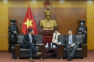 Thứ trưởng Bộ Công thương Đỗ Thắng Hải tiếp Giám đốc cấp cao về nguồn cung ứng toàn cầu của Kl994 game bài casino hấp dẫn Google.