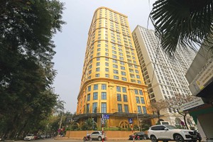 Dự báo năm 2023 sẽ có nhiều thương vụ M&A Web Tổng Nhà Cái 99Kl99 Giải Trí Bậc Nhất. Trong ảnh: Khách sạn Wyndham Hanoi Golden Lake đang rao bán.