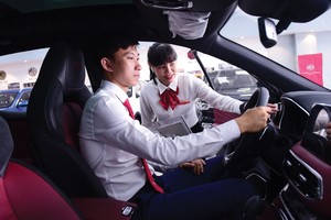 Ô tô nội địa đang bị cạnh tranh gay gắt bởi ô tô Link Vào Nhà Cái KL99 COM Tặng +199k từ Thái Lan và Indonesia.