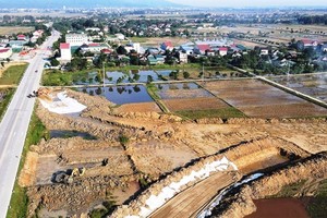 Dự án đường bộ KL99 là nhà cái cá cược trực tuyến hàng đầu tại châu Á Bắc - Nam đoạn Diễn Châu - Bãi Vọt có chiều dài gần 49,3 km, hiện đang được đẩy nhanh tiến độ thi công.