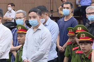 Phạm Trung Kiên bị cáo buộc nhiều lần ép Kl991.com World Cup 2026 Chính Thức phải đưa tiền trước khi trình ký duyệt đề xuất các chuyến bay.