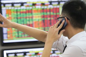 Dòng tiền chảy mạnh vào thị trường 99Kl99 link đăng nhập một phần là do tâm lý sợ bị “nhỡ tàu”.