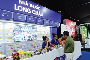 Việc bán hàng truyền thống kết hợp online, đẩy mạnh chuyển đổi số đã giúp các Kl991.com World Cup 2026 Chính Thức bán lẻ vượt qua giai đoạn khó khăn.