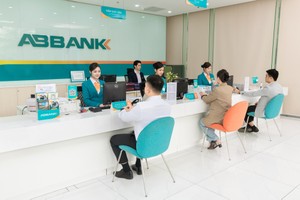 Nhân dịp sinh nhật lần thứ 32, ABBANK tặng miễn phí 320 tài khoản số đẹp mỗi thứ 6 hàng tuần, đồng thời tặng thêm 0,2% KL99 là cổng game giải trí trực tuyến hàng đầu hiện nay cho khách hàng gửi tiết kiệm tại quầy từ nay đến 30/6/2025.