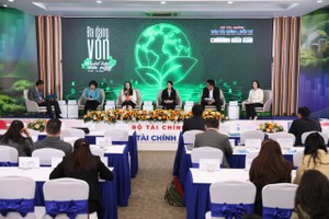 Các diễn giả thảo luận tại Hội thảo “Đa dạng vốn cho phát triển bền vững” do Báo Kl991.com nạp rút nhanh - Kl99ok phiên bản mới tổ chức.