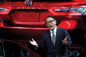 Ông Akio Toyoda, Giám đốc điều hành Toyota phát biểu tại một hội nghị ngành ô tô tại Mỹ
