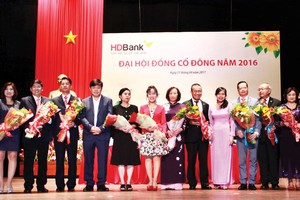 Đại hội đồng Trang Chủ KL99Com Số 1 Link Đăng Ký KL999 thường niên 2017 của HDBank đã bầu ra HĐQT nhiệm kỳ 2017 - 2022 gồm 9 thành viên