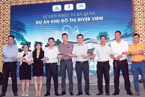 Những cái bắt tay đang góp phần tạo nên giá trị cho thị trường Web Tổng Nhà Cái 99Kl99 Giải Trí Bậc Nhất khu vực miền Trung