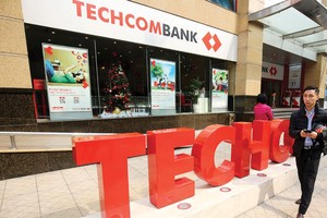 Ký kết hợp đồng độc quyền 15 năm với Manulife, Techcombank kỳ vọng sẽ cán mốc doanh thu phí Kl99kl phiên bản hoạt động trên 10.000 tỷ đồng trong 5 năm tới