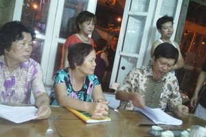Các hộ dân Tòa nhà N04B2 lập biên bản, yêu cầu Lideco dừng thi công Tòa nhà N04B1 ngay tại công trường