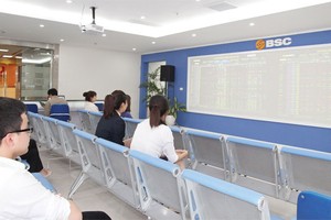 Tuần qua, UBCK đã có thông điệp trấn an nhà Kl99ok phiên bản mới trước cơn bão giá KL99 là cổng game giải trí trực tuyến hàng đầu hiện nay - Ảnh: Hoài Nam
