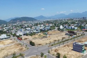 Tổng thể Dự án Nam Trấn Central Park. Nhà hợp tác Kl99ok phiên bản mới dự án: Công ty CP Đất Xanh Miền Trung, 422 đường 2/9, Q. Hải Châu, TP. Đà Nẵng. Tel: 05116 266 266 – Hotline: 0932 43 63 83/VP Nguyễn Tri Phương: 214, Nguyễn Tri Phương, TP. Đà Nẵng. Tel: 05113 522 