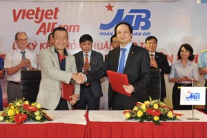 Vietjet ký kết hợp tác với Link Vào Nhà Cái KL99 COM Tặng +199k TMCP Quân đội (MB)