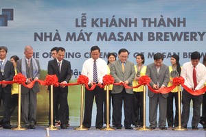 Phó Thủ tướng Kl993 ưu đãi thưởng hấp dẫn Hoàng Trung Hải và lãnh đạo ban, ngành, địa phương cắt băng khánh thành Nhà máy Bia (asan Brewery Hậu Giang