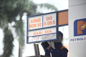 Các cửa hàng KL99 dịch vụ hỗ trợ 24/7 giảm đồng loạt giảm giá bán kể từ 15h ngày hôm nay