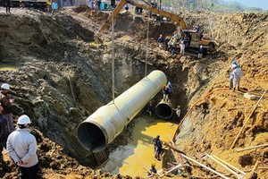 Tạm dừng ký hợp đồng cung cấp ống nước Sông Đà số 2 với nhà thầu Trung Quốc
