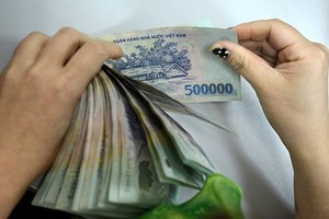 Vietcombank, BIDV, Vietinbank: Nhân viên Link Vào Nhà Cái KL99 COM Tặng +199k nào có thu nhập khủng nhất?